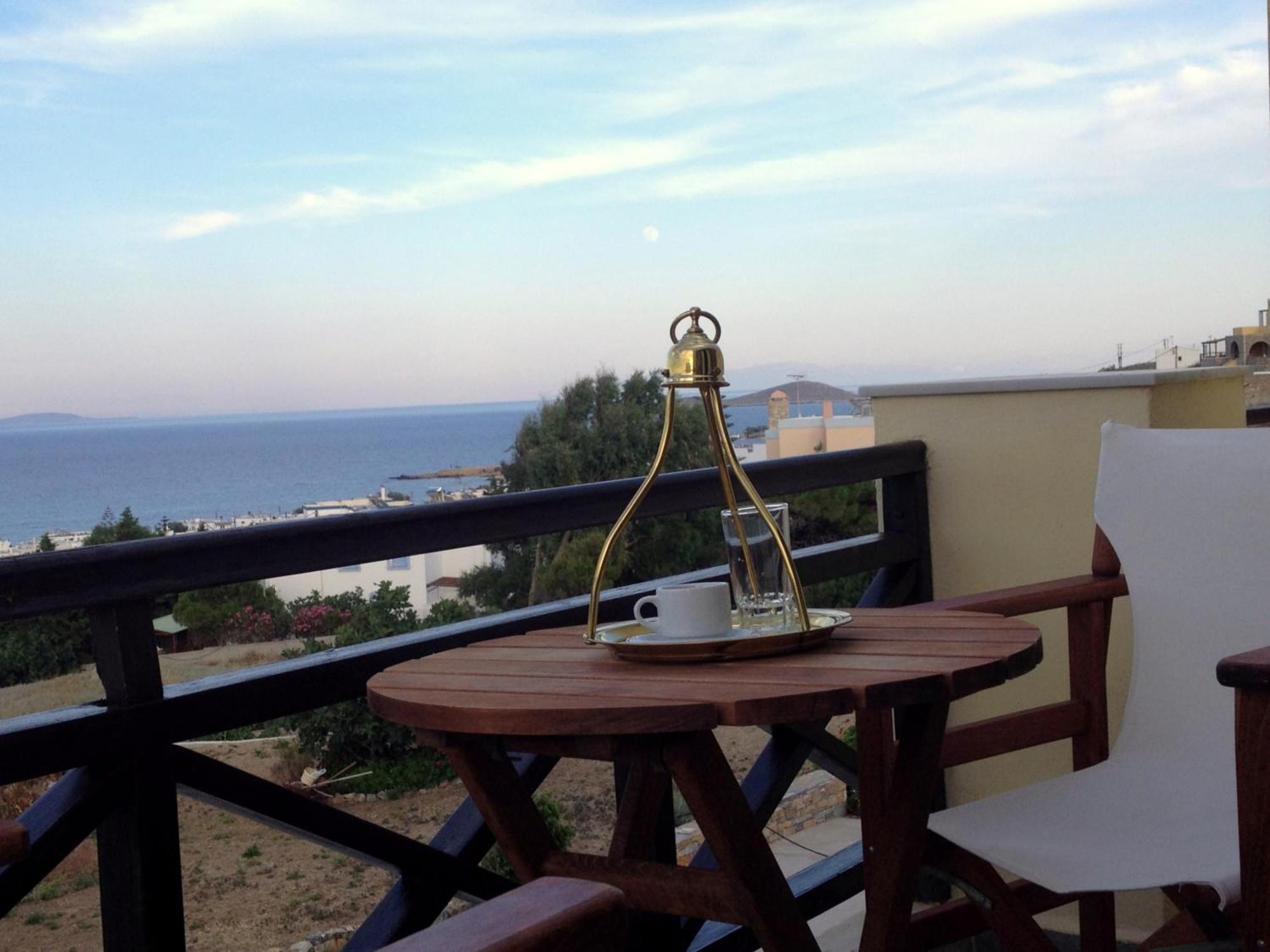 Theodorou Hotel Azolimnos Ngoại thất bức ảnh
