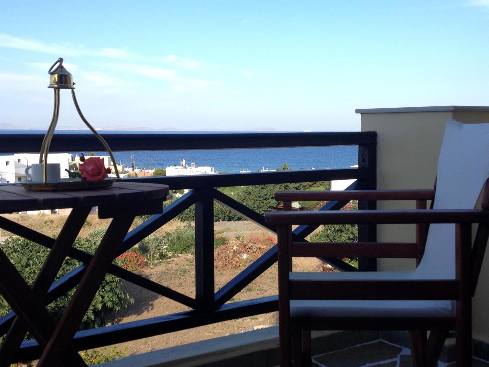 Theodorou Hotel Azolimnos Ngoại thất bức ảnh