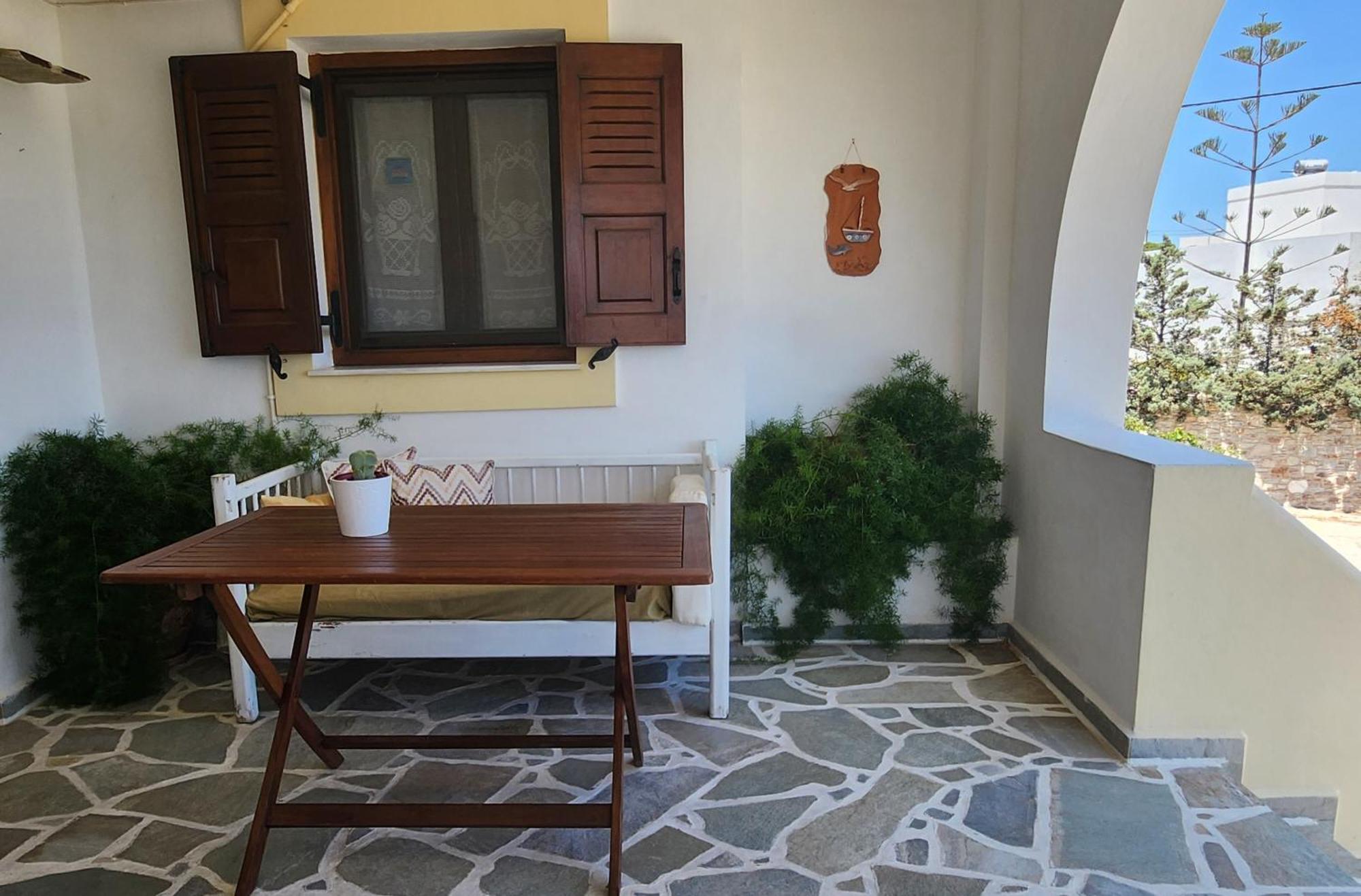 Theodorou Hotel Azolimnos Ngoại thất bức ảnh