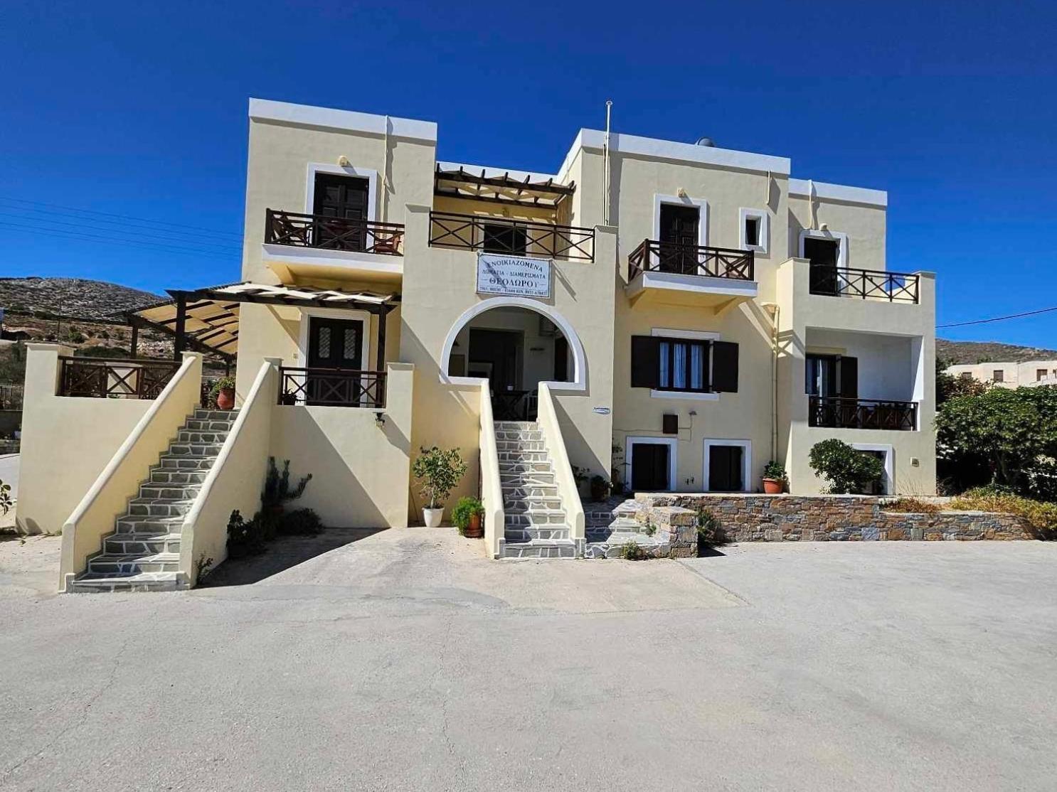 Theodorou Hotel Azolimnos Ngoại thất bức ảnh